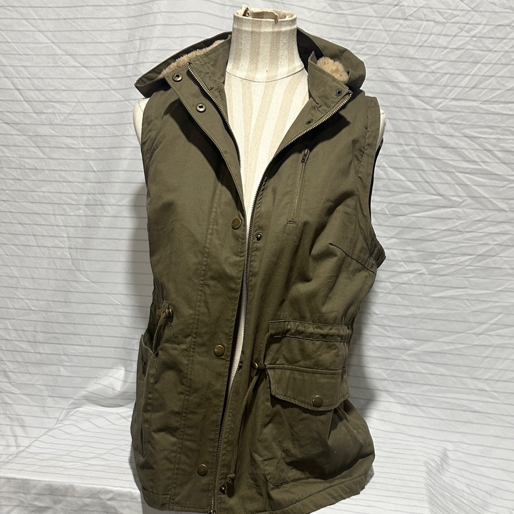 Love tree Olive Green Hooded Women's Vest